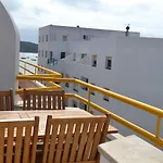 Eric- No Centro Da * Сан-Мартинью-ду-Порту